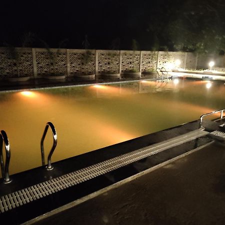 Silent Valley Resort Thane Extérieur photo